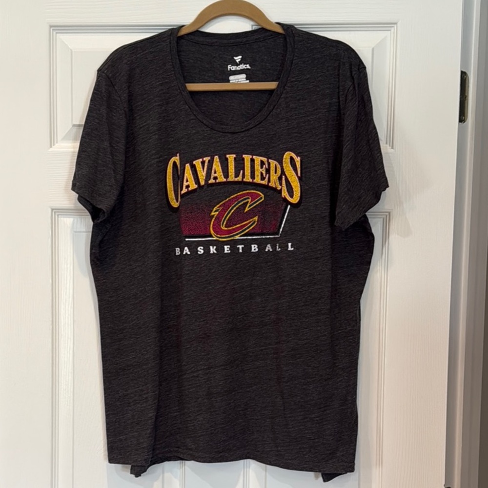 Fanatics Gray Cleveland Cavaliers Short Sleeve Scoop Neck Tee